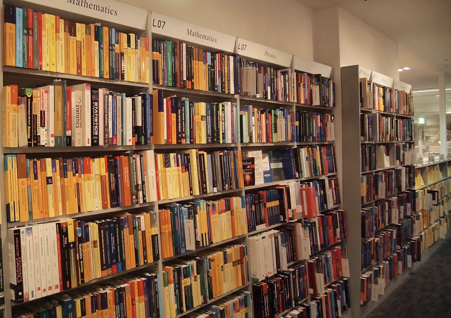 丸善丸の内本店-9